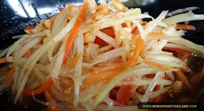 Som Tam Thai - Green Papaya Salad