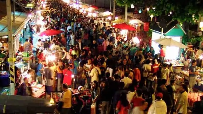 Marché du Dimanche à Chiang Mai