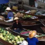 Damnoen Saduak Floating Market