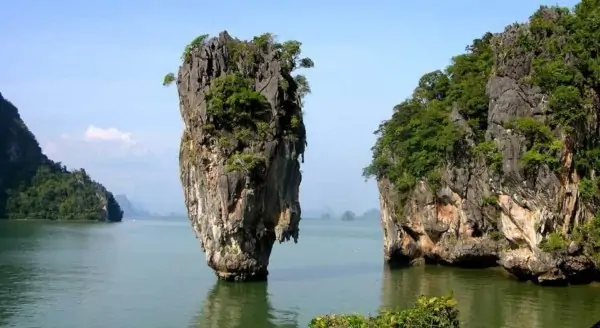 James Bond Island