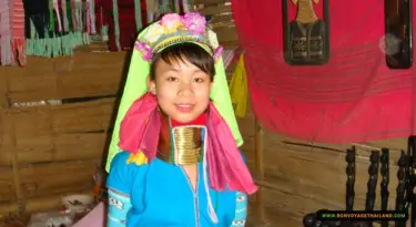 long neck karen woman in traditional costume