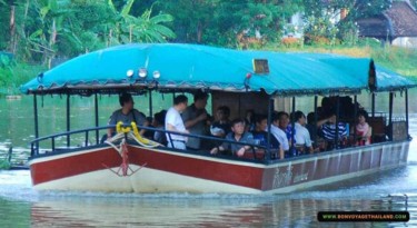 cruising along the ping river