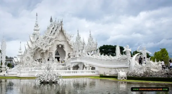 white temple (wat rong khun) in chiang rai