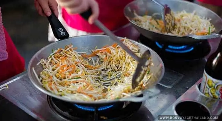 cooking authentic pad thai