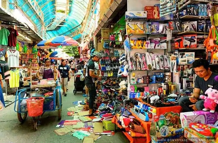 Mae Sai Market Vendor