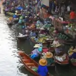 Damnoen Saduak Floating Market