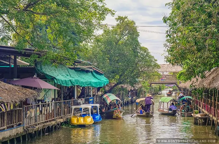 Marché flottant de Khlong Lat Mayom
