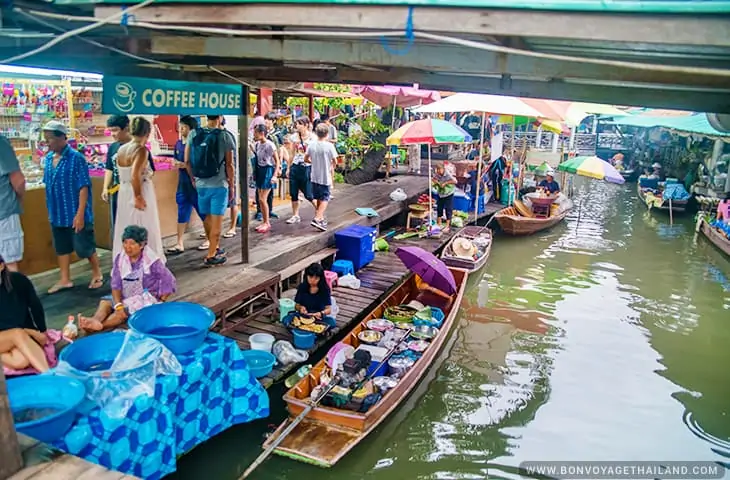 Marché flottant de Taling Chan